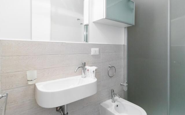 Bligny 19A Glicine Roma  - Apartment Milan