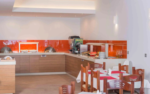 Balos Beach Hotel