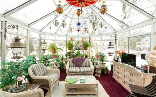 The Dempsey Manor Bed & Breakfast Inn