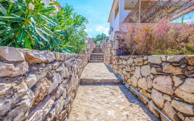 Hilltop Residences