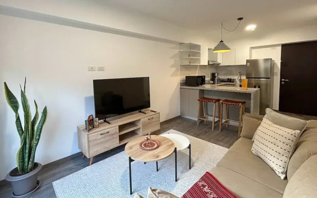 w Grandiose 1BR w Perfect Balcony in Cusco