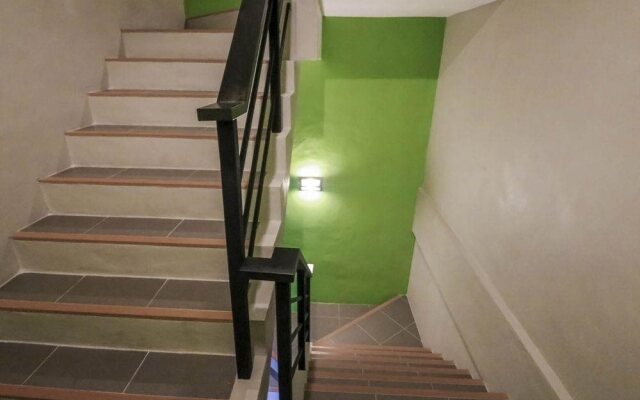 Mamuong Hotel