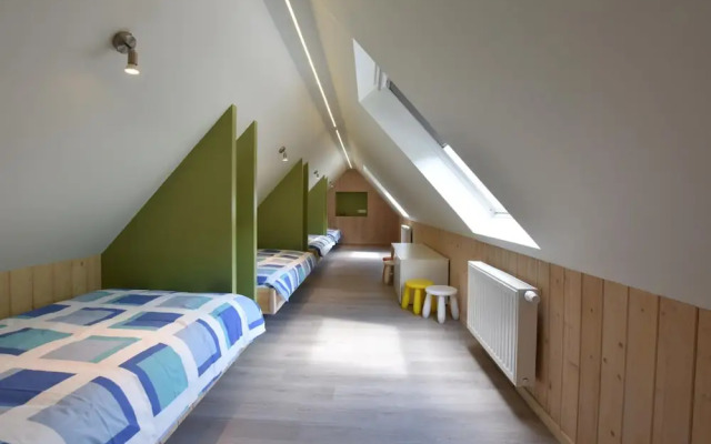 Spacious Holiday Home With Pond in Poperinge