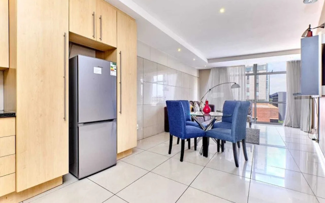 Glammys Suites at Hydro