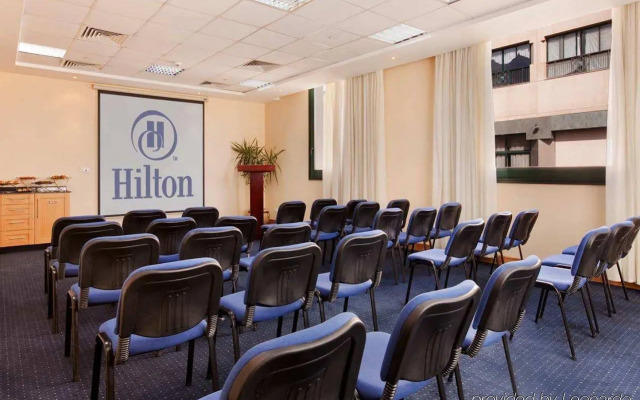 Hilton Pyramids Golf