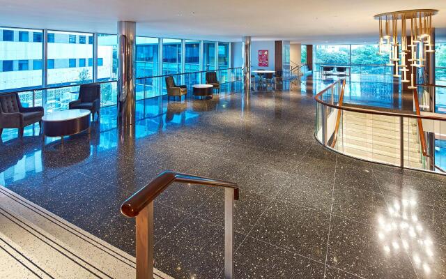 The Statler Dallas Curio Collection By Hilton