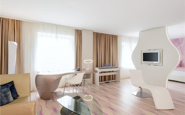 nhow Berlin Hotel