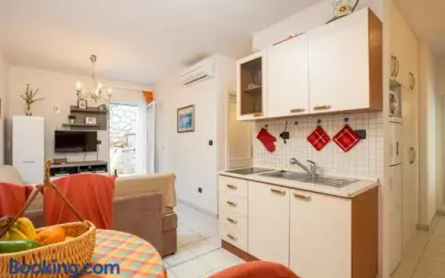 Apartment Lara