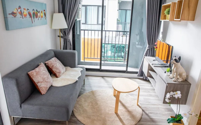 Apartment 450m from BTS with Sky Pool - bkbloft1