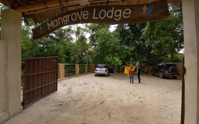 Mangrove Lodge
