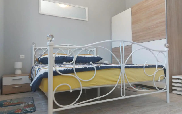Studio apartman Palmira