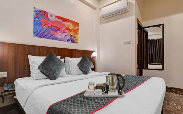 Collection O 45876 Hotel Benchmark Vijay Nagar