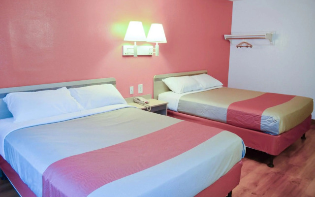 Motel 6 Albany, NY