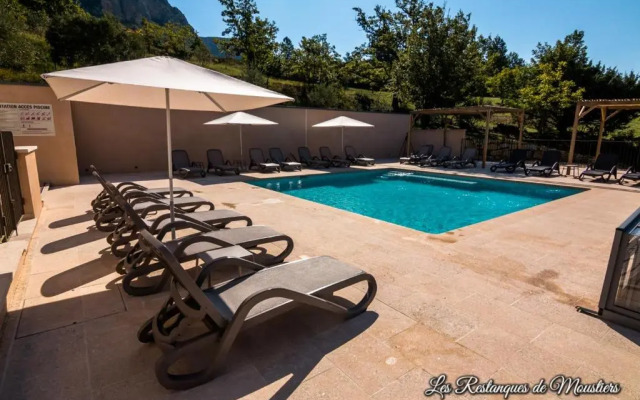 Hotel Les Restanques De Moustiers