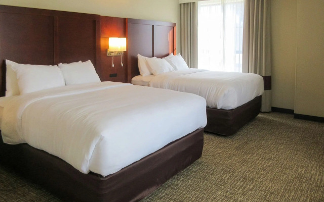 Comfort Suites