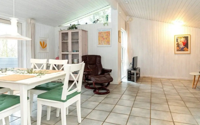 5 Person Holiday Home in Thyholm
