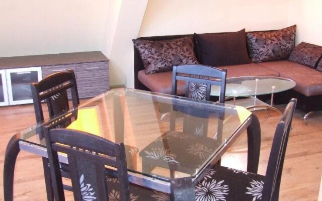 Asparuhov Guest Rooms