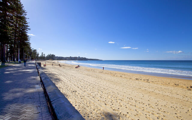 Manly Paradise Motel & Apartments