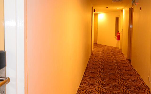 Oriental Hotel