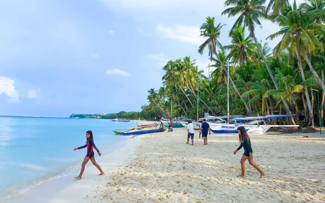 CocoLoco Boracay Beach Resort