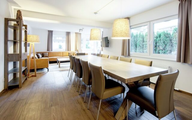 Luxurious Apartment in Finkenberg Near Ski Area