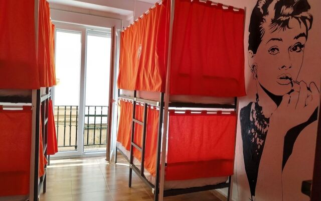 Summer Hostel Cádiz