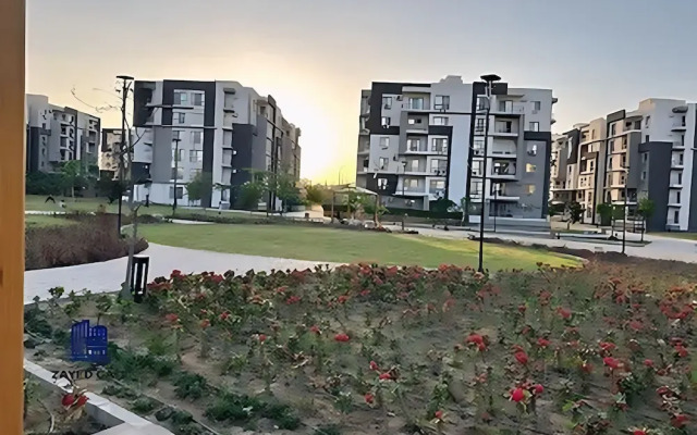 2 Bedroom Modern Flat at Zayed Compound