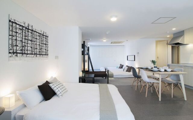 Yoshi Building 302