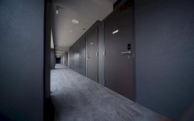 Shinsaibashi Higashi Crystal Hotel