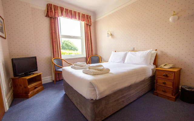 The Channel View Hotel