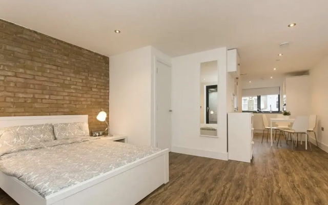 Manor House Studio Apartment B