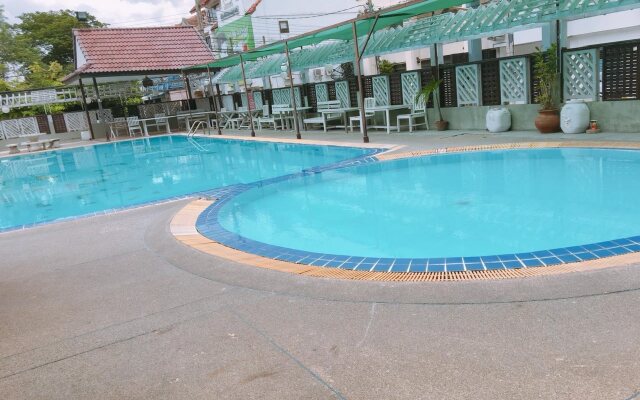 Waratee Spa Resort Villa