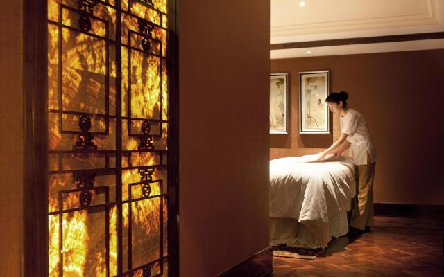 Fairmont Peace Hotel on the Bund