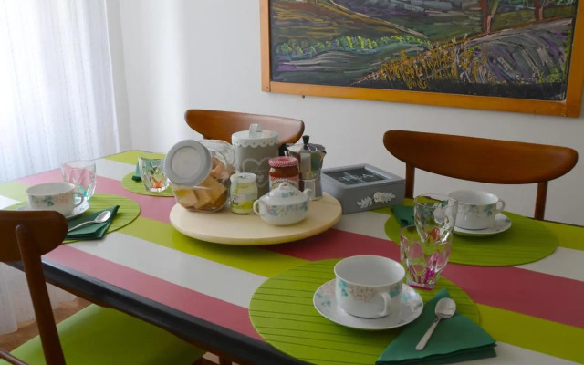 Theia Apartment