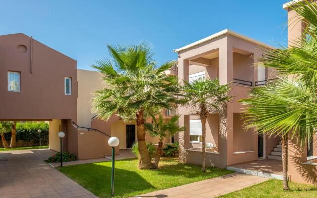Theos Holidays Apartments