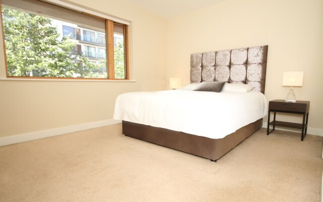 Grand Canal Quay - 3 BR Apartment