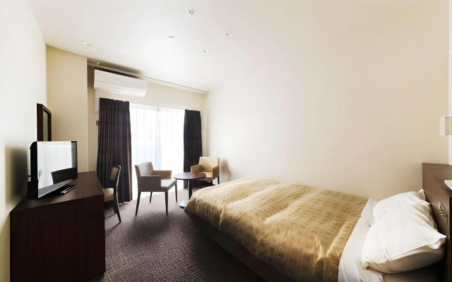 Kanku Izumisano First Hotel