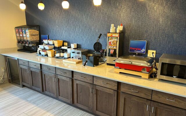 Best Western Ottumwa Inn & Suites