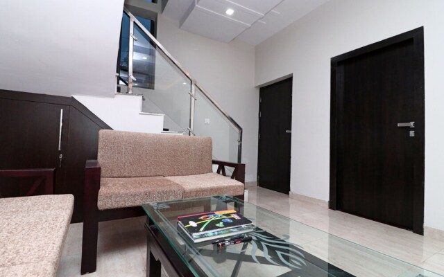 OYO 17063 Home Spacious 3BHK Naukuchiatal