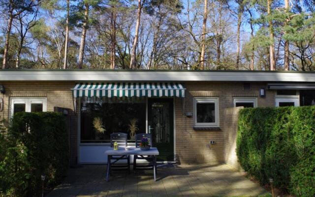 Geschakelde bungalow op de Veluwe "De Eekhoorn"