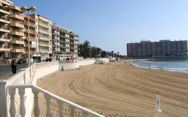 Apartment with 3 bedrooms in Torrevieja with WiFi 5 km from the beach