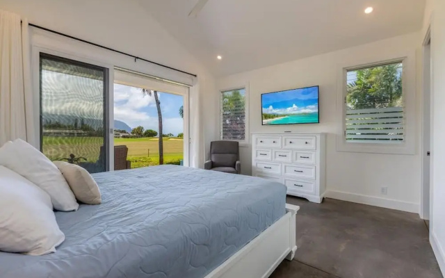 Kauai Tradewinds 4 Bedroom Home by RedAwning