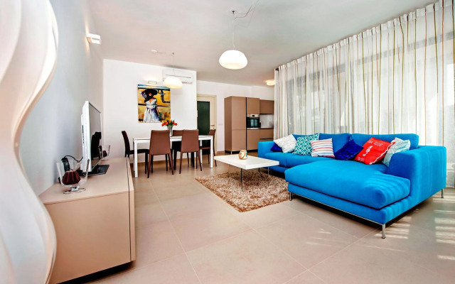 Sunset Luxury Apartment