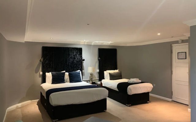Mercure Birmingham North Barons Court Hotel