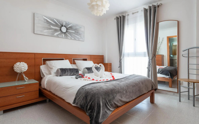VIOLET HOUSE - Cozy apartment 300 meters from the sea and the beach. Free WIFI - Apartment in Alcudia - Photo 2