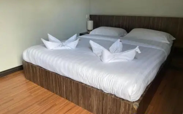 SPOT ON 90367 7 inn Semporna