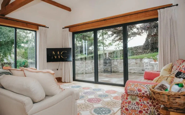 New Peaceful Countryside Annex