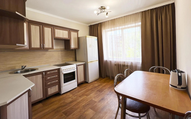 Добрые сутки на Мухачева 258