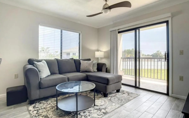 Ocean Village Club M21