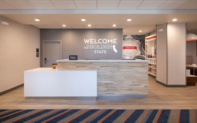 Hampton Inn Santa Cruz West, CA